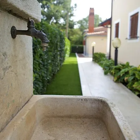 Guest house Ulika &