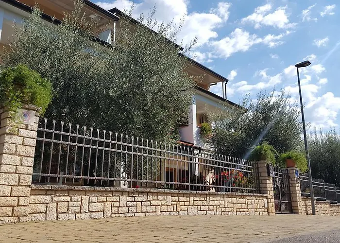 게스트하우스 Ulika & 포레치