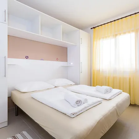 Ulika & ポレッチ